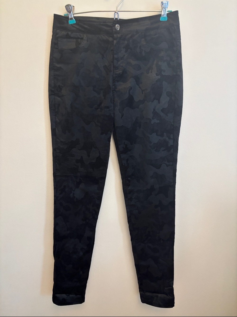 Lola & Sophie Black Urban Camo Pants – Size S (Velvet Feel)